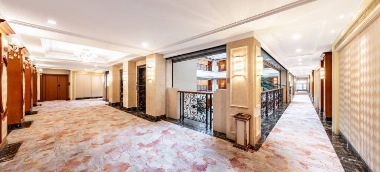 阿尔万豪大酒店(阿尔山火车站店)图片