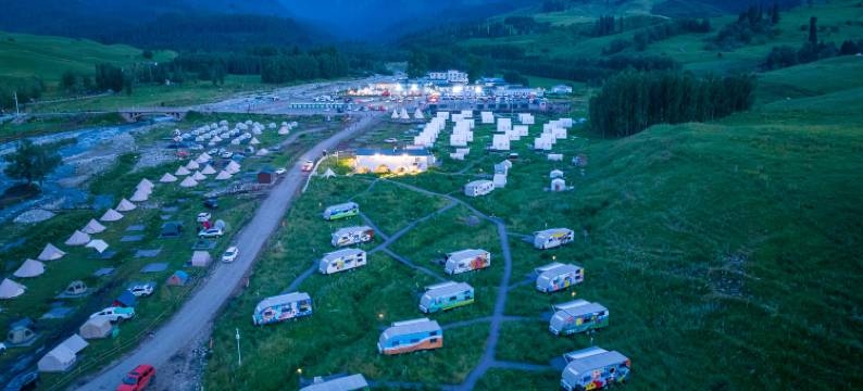 恰西房车营地图片