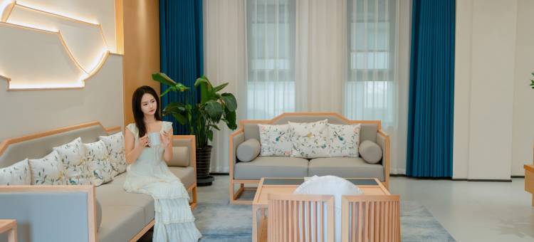 花筑·静若繁华(栾川老君山凤凰天街店)图片