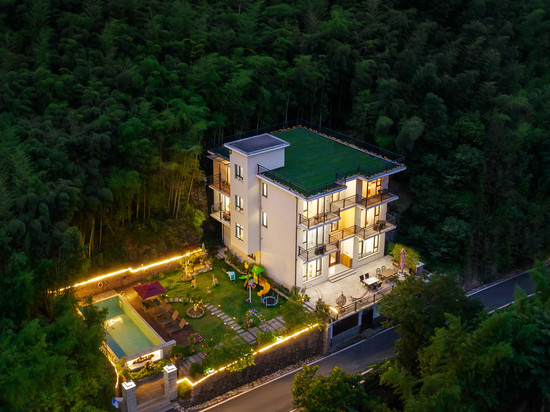 漫隐·莫干山Villa环山溯溪野奢美宿(庾村广场店)