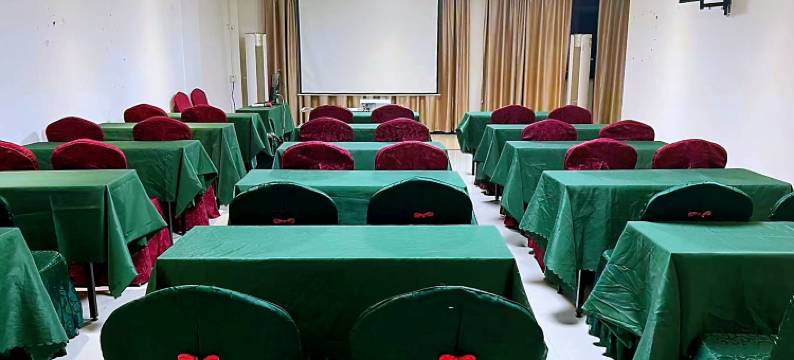 龙会酒店(广东食品药品学院广州金融学院店)图片