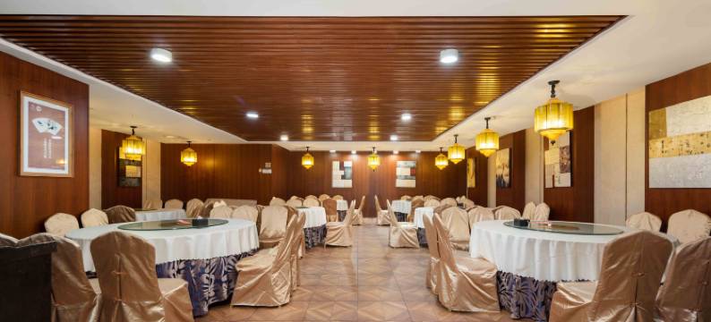 星野酒店(镇北堡西部影城看见贺兰演艺小镇店)图片