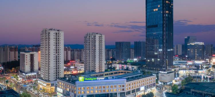 重庆铜梁智选假日酒店(龙城天街店)图片