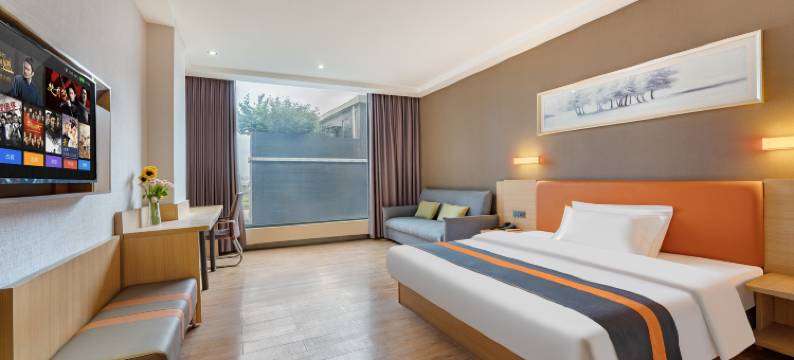 云郦酒店(佛山乐从罗浮宫家具城店)图片