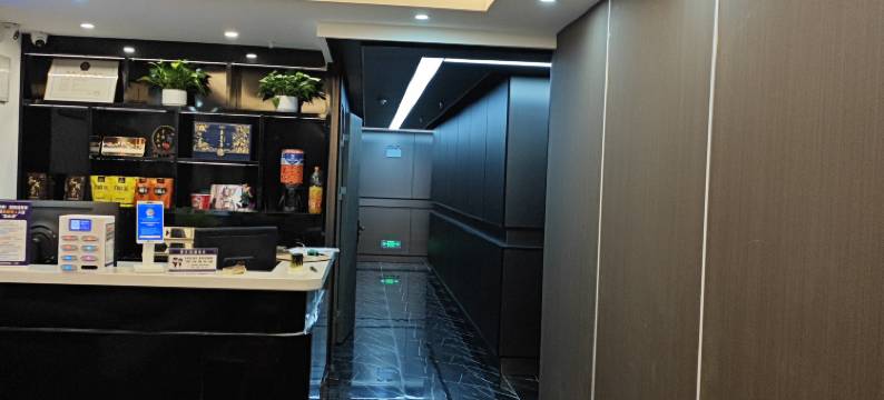 嬉游电竞酒店(保来国际城店)图片