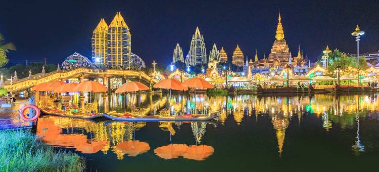 金香顿悦庭高空无边泳池全景花园酒店(西双版纳嘎洒国际机场店)图片