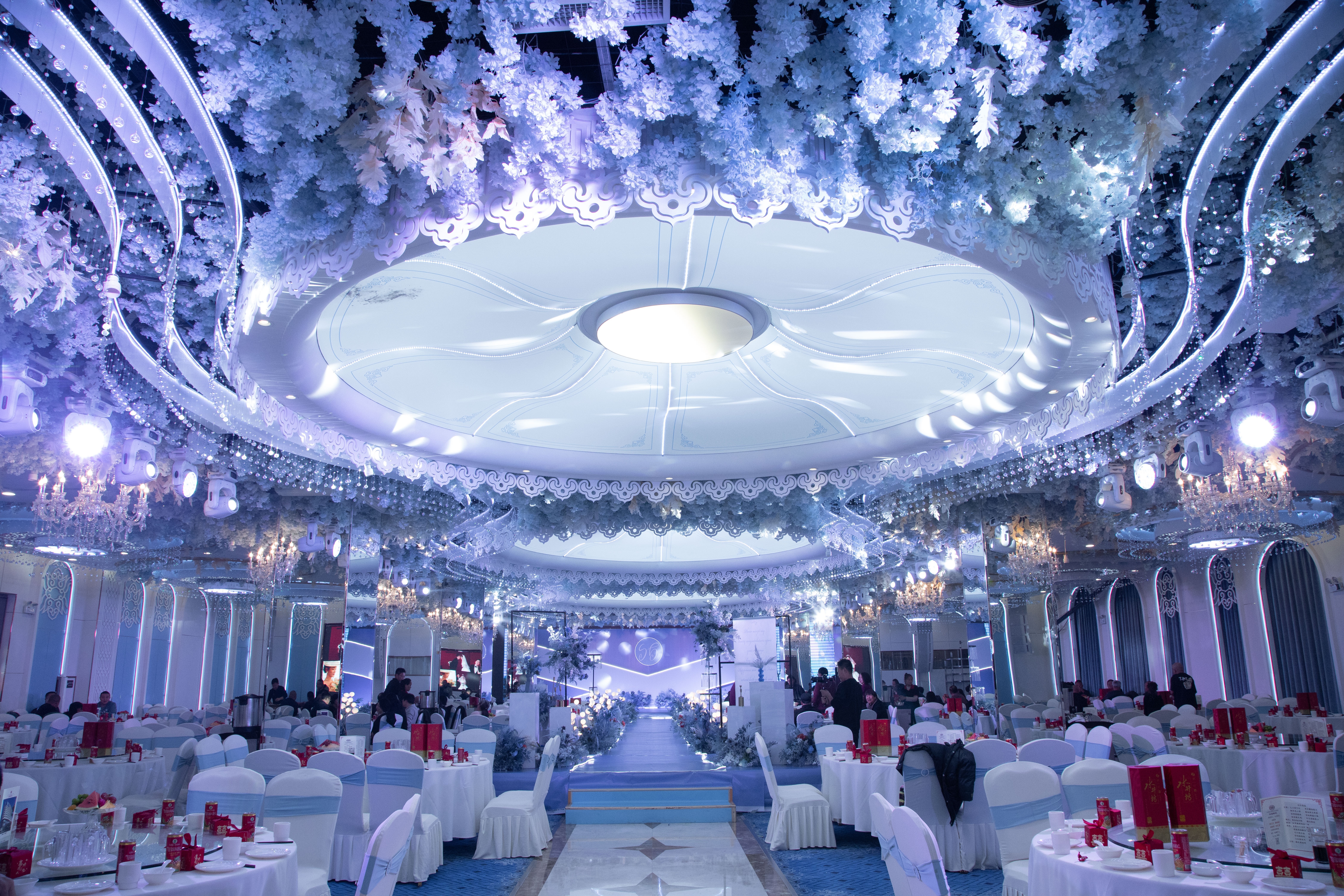 Shuangman International HotelOver view