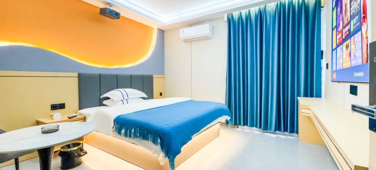 潮漫时光美宿(汕头澄海中骏世界城店)图片