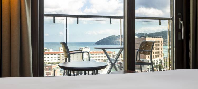 济州咸德温德姆华美达酒店(Ramada by Wyndham Jeju Hamdeok)图片