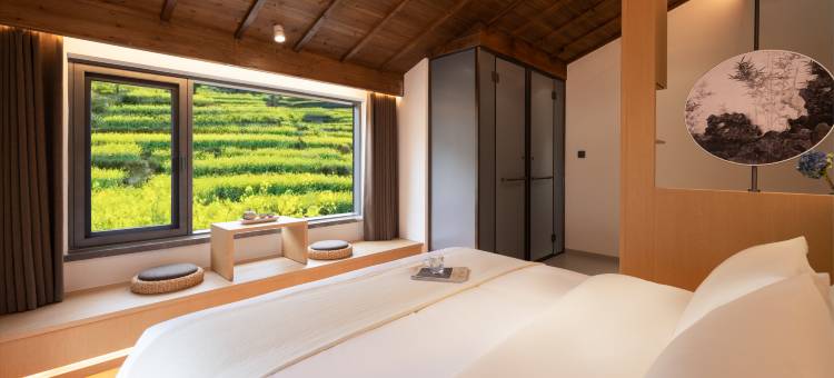 溪渡·180°环山观景民宿(晒秋观景台篁岭景区店)图片