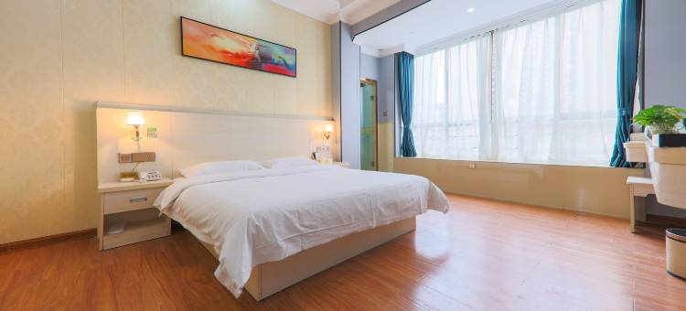 贵港现代商务酒店(马草江生态公园贵港高铁站店)图片