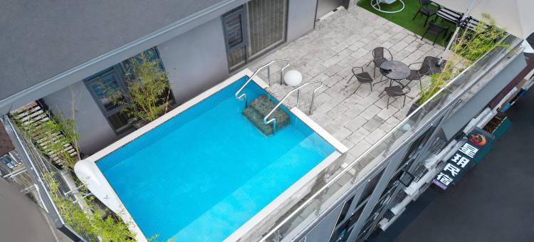 星玥.Enjoy Nature高空泳池设计师美宿(梵净山公园店)图片