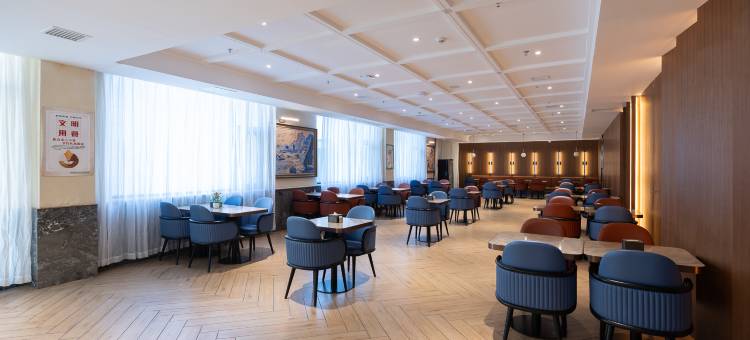 御鼎蓝庭国际酒店(濮阳县上亿广场店)图片