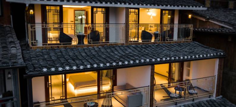 西江风花雪月全景美宿(千户苗寨观景台店)图片