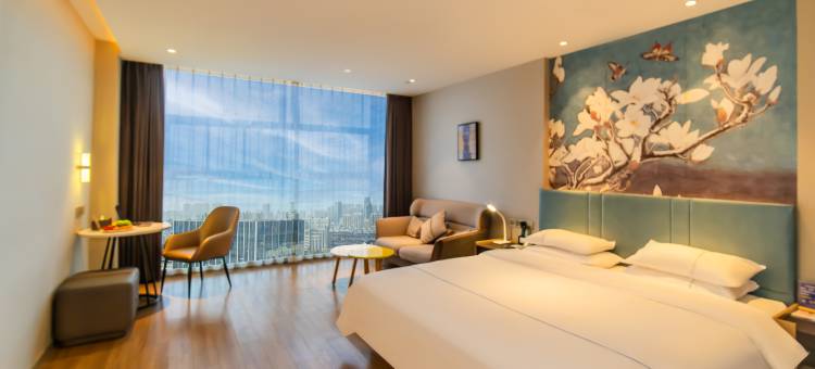 白玉兰酒店(桐乡世贸中心店)图片