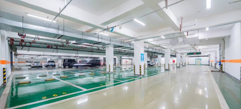 里白酒店(成都东站四川师范大学店)图片