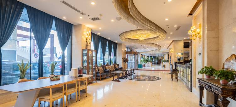 丹东江滨国际酒店(鸭绿江断桥景区火车站店)图片