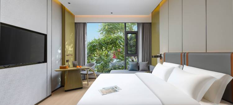 澜沧万悦酒店(拉祜广场店)图片