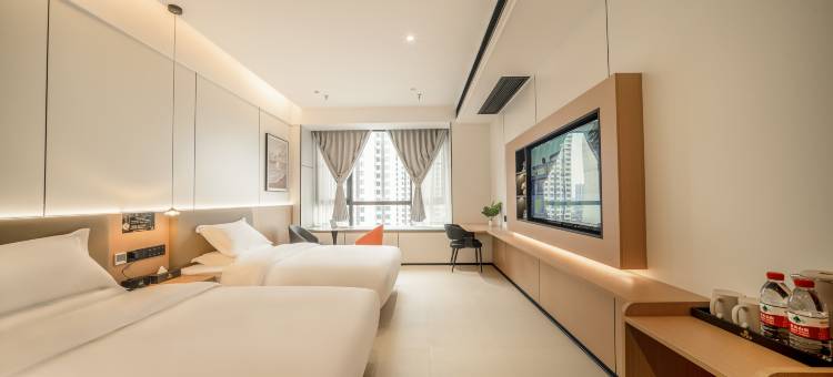 隆昌四季酒店图片