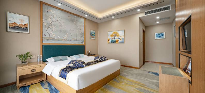 绿野假日酒店(兰磨线若尔盖西部牧场店)图片