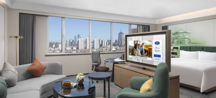 青岛五四广场奥帆中心希尔顿欢朋酒店图片