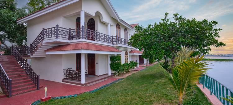 阿勒皮斯特林湖宫酒店(Sterling Lake Palace Alleppey)图片