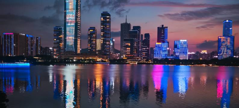 鹭月酒店(深圳华强北科学馆地铁站店)图片