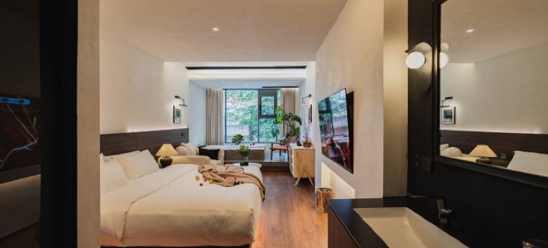 康定YeKe野可酒店(情歌广场店)图片