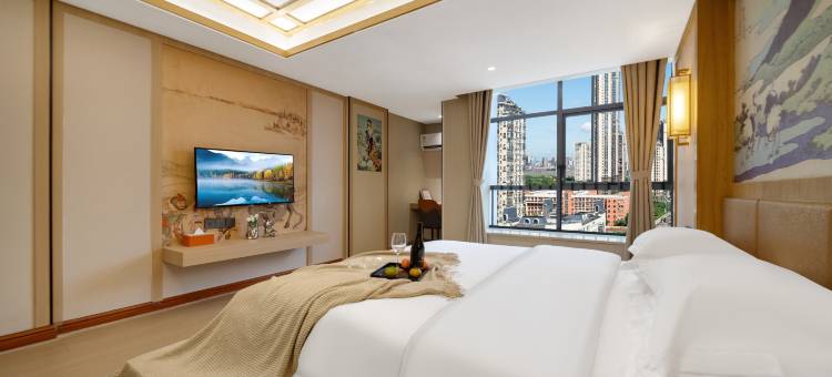 铂菲酒店(隆回汽车总站店)图片