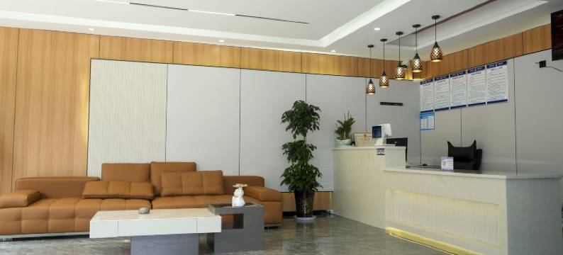 米林万宸酒店(索松村店)图片