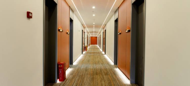 迦曼电竞商务酒店图片