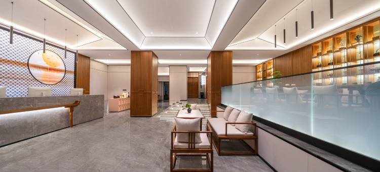 陌上轻居酒店(许昌高铁东站中心医院店)图片