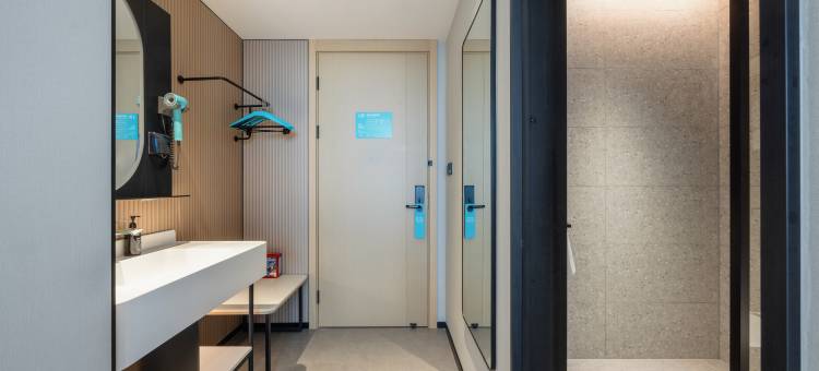 零界电竞酒店(北海合浦高铁站店)图片