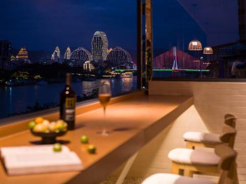 云隐·日出江景酒店(西双版纳景洪澜沧江滨江大道店)图片