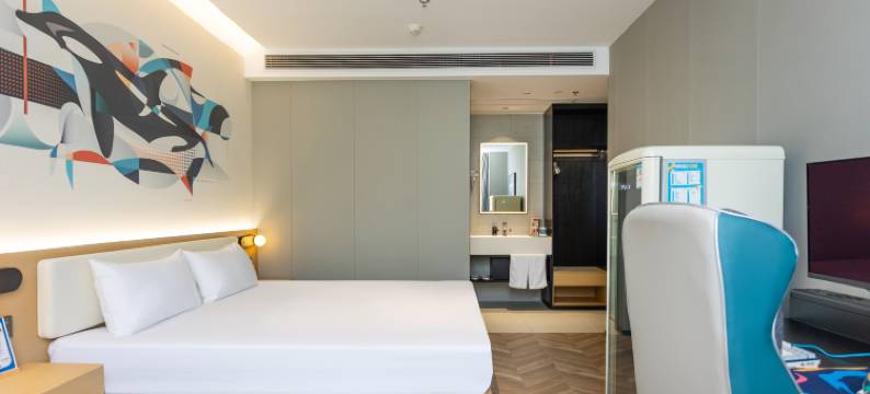 网鱼电竞酒店(上海陆家嘴滨江中心世博店)图片