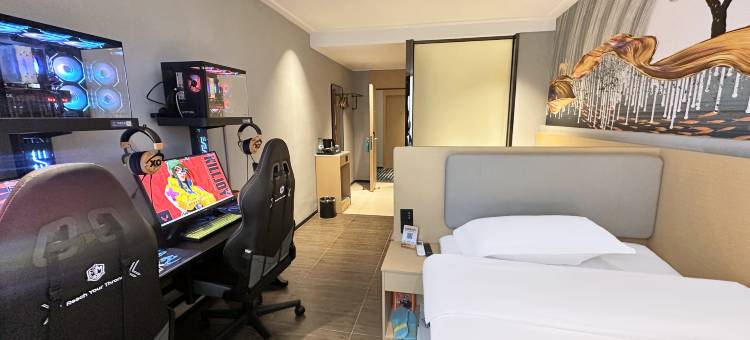 TK 星途电竞酒店(广东石油化工学院官渡校区店)图片
