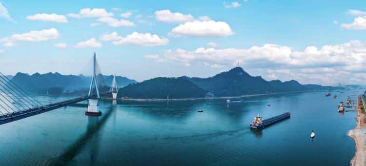 丽橙酒店·智(宜昌三峡游客中心滨江万达店)图片