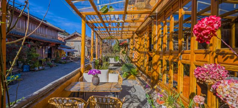 Li.Jiang•半院阳光•东巴文化非遗雅韵.绘画疗愈民宿(束河古镇店)图片