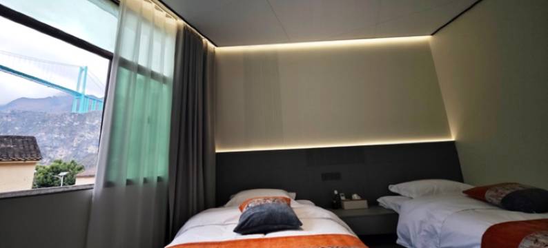 峡谷民宿(贞丰小花江店)图片