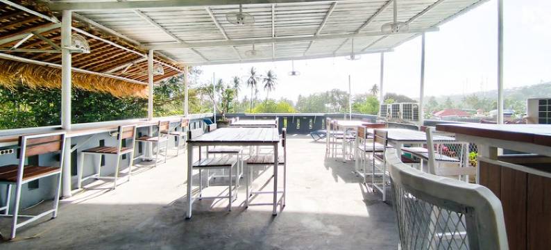 BC Inn near Senggigi Harbour RedPartner图片