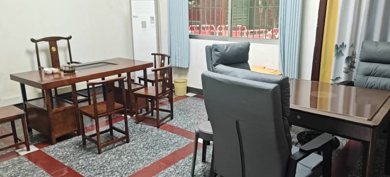 小岛商务酒店(江南中路店)图片