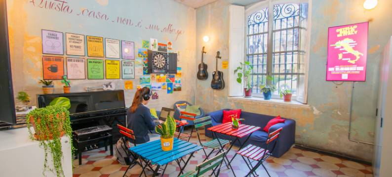 科摩湖贝洛旅舍(Ostello Bello Como)图片