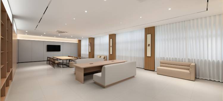 丽明居国际酒店(南宁南站经开区店)图片