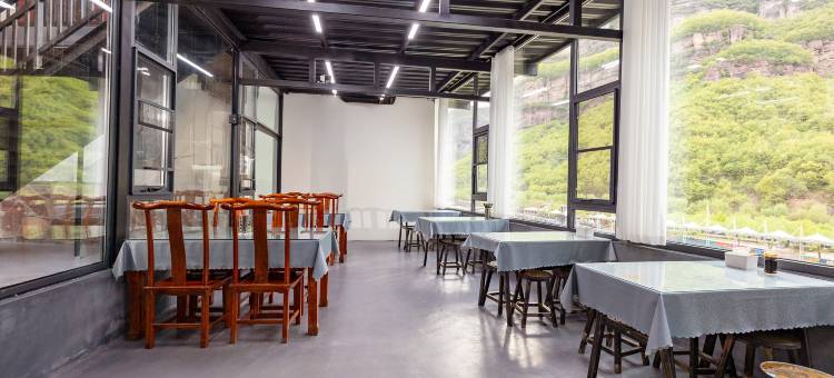 浅山居民宿(石板岩小镇店)图片
