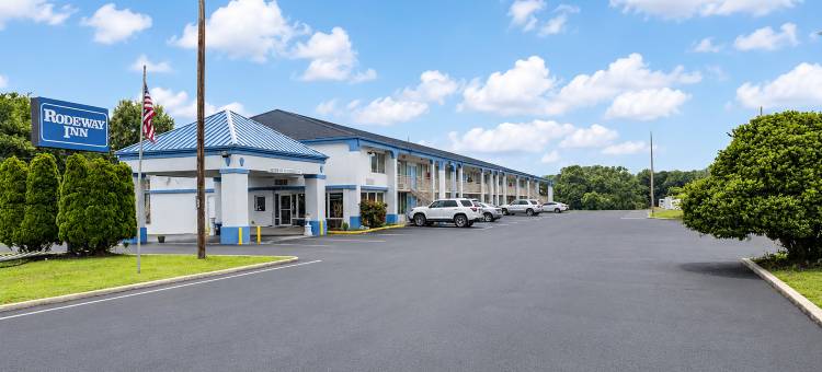 Ole South Inn Jackson I 40 TN = 奥利南旅馆杰克逊 I 40 TN(Ole South Inn Jackson I 40 TN)图片