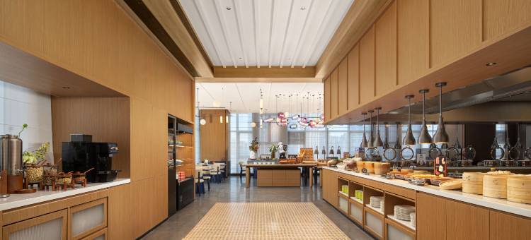 重庆杨家坪步行街希尔顿欢朋酒店图片