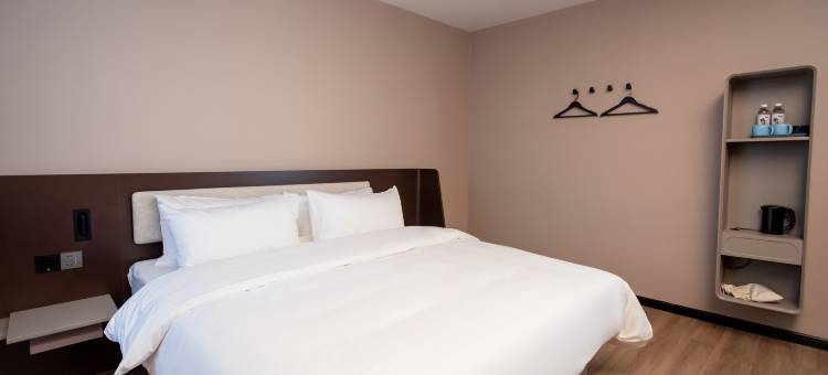 美铂酒店(铜陵财富广场店)图片