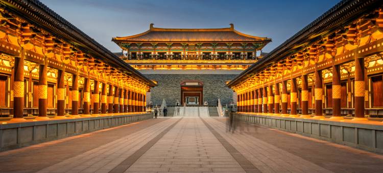 盛景怡家酒店(襄阳新五中吾悦广场店)图片