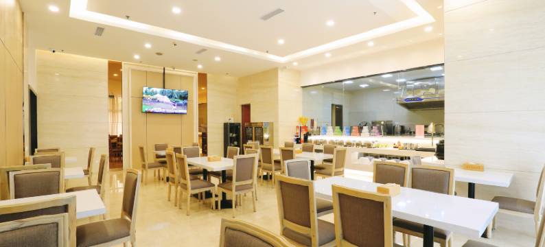 成都天悦酒店(蜀都万达郫筒地铁站)图片