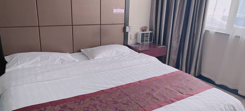 海睿商务酒店(乌鲁木齐市第一人民医院店)图片